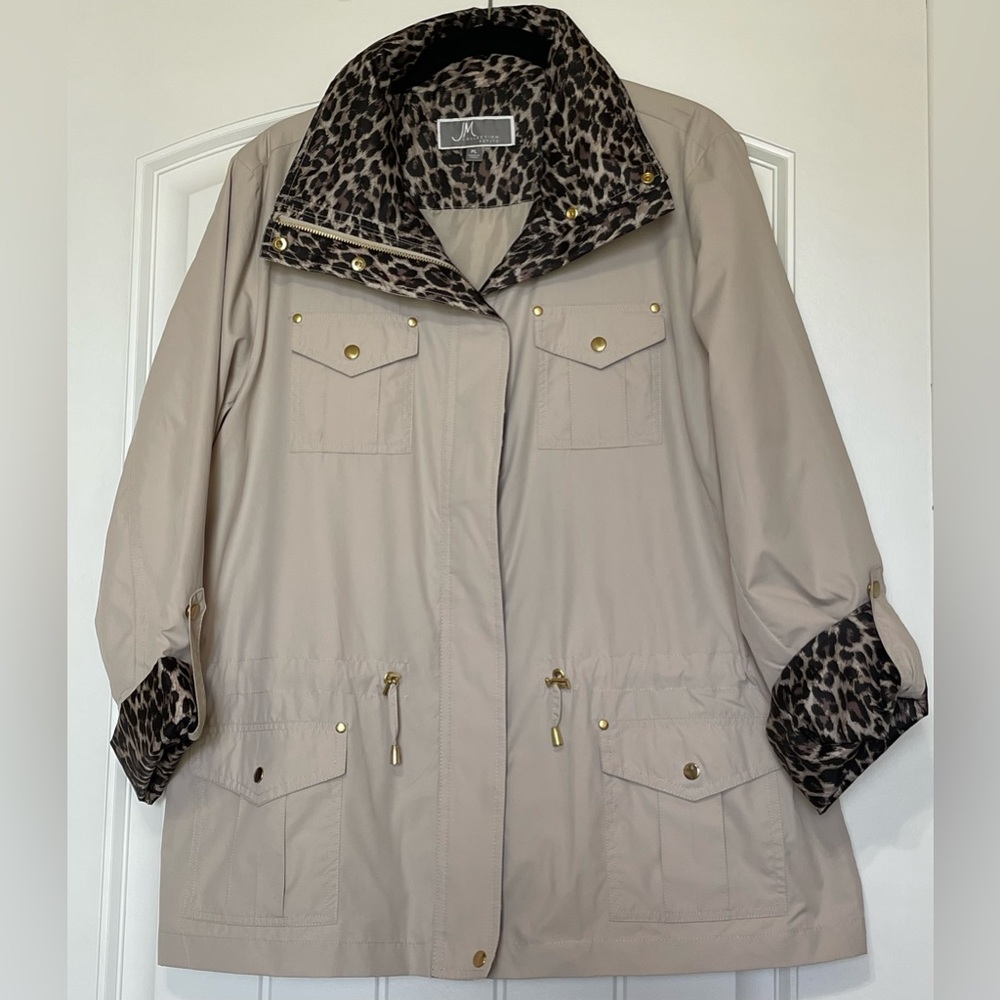 Ladies’ JM Collection Petite Cream/Cheetah Print Windbreaker Rain Jacket (Large)
